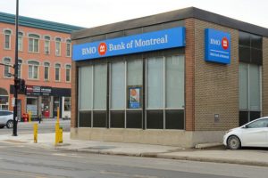 how to close bmo bank account